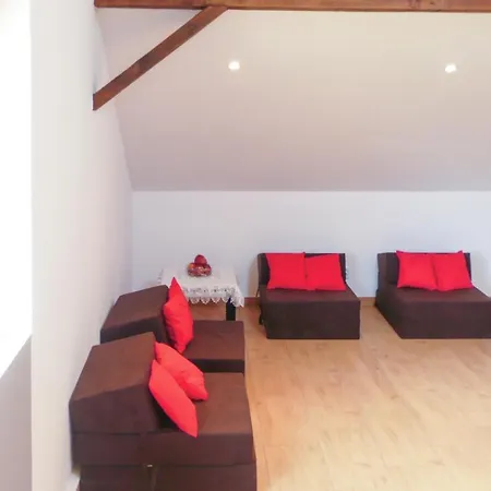 Nice Apartment In Borcz With Kitchen Апартаменты