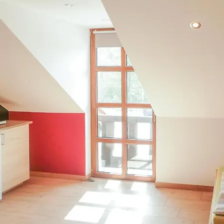 Nice Apartment In Borcz With Kitchen *
